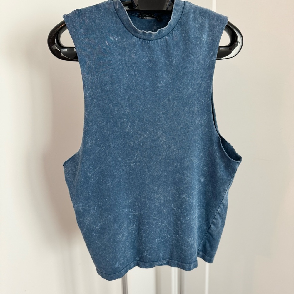 ASOS Men Low Arm Sleeveless Shirt (small)
